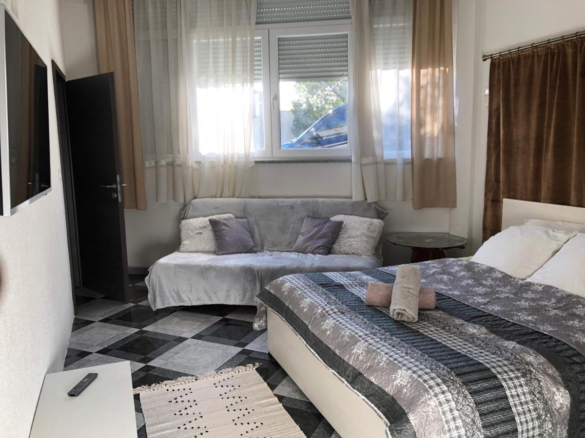La Villa - Beach House & Rooms Crikvenica Eksteriør billede